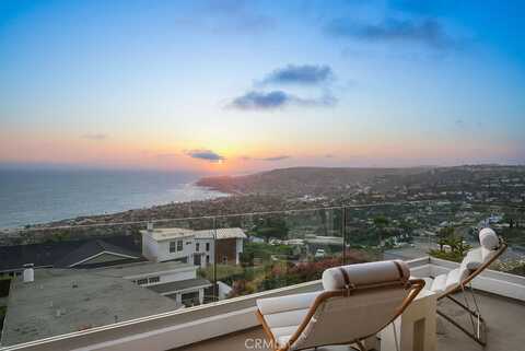 1119 Katella Street, Laguna Beach, CA 92651