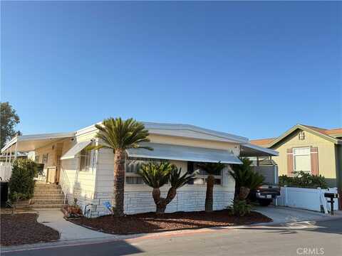 2300 Lewis Street, Anaheim, CA 92802