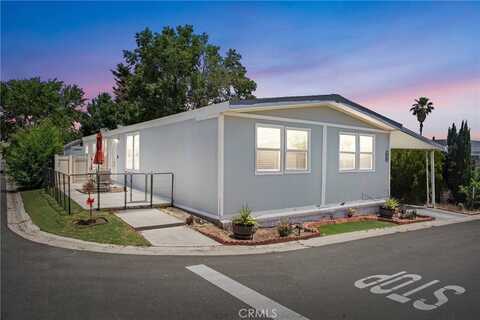 20683 Waalew SPC B54 Road, Apple Valley, CA 92307