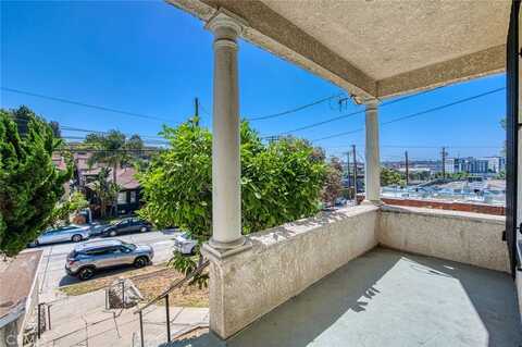 424 Solano Avenue, Los Angeles, CA 90012