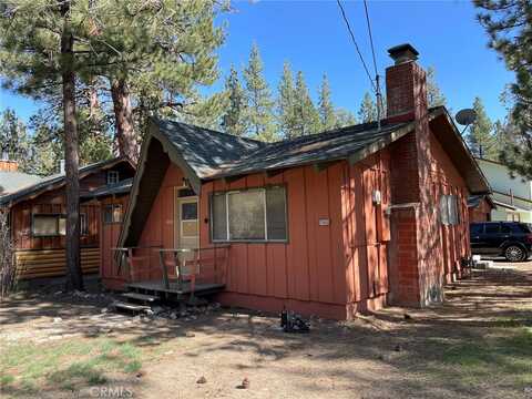 1040 W Rainbow Boulevard, Big Bear City, CA 92314