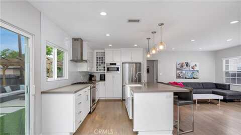 5202 E Conant Street, Long Beach, CA 90808