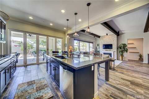 35115 Mahogany Glen Drive, Winchester, CA 92596