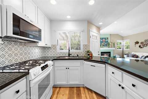 25 Via Tortuga, Rancho Santa Margarita, CA 92688