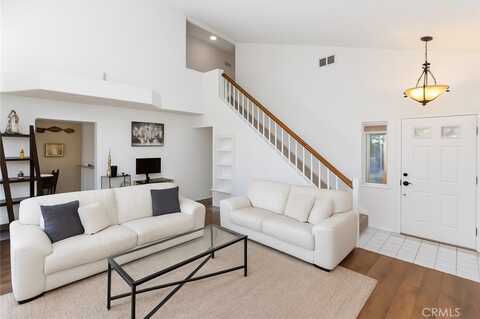 2285 Arabian Way, Corona, CA 92879