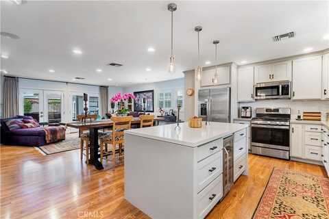 6320 E. Los Santos Drive, Long Beach, CA 90815