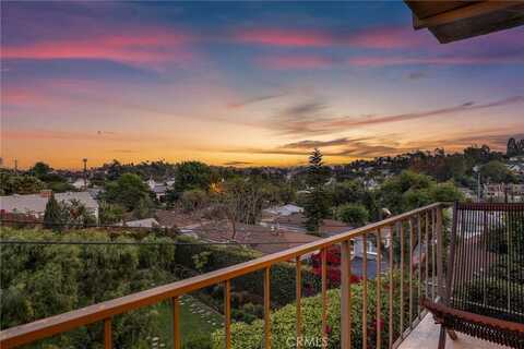 2976 Avenel Terrace, Los Angeles, CA 90039
