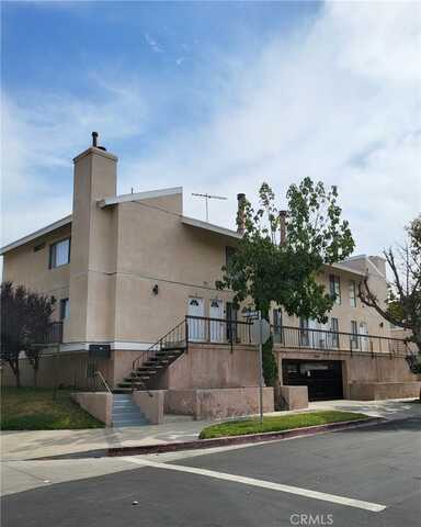 12861 Woodbridge Street, Studio City, CA 91604