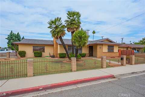 480 W Thornton Avenue, Hemet, CA 92543