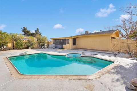 15539 Topango Rd., Victorville, CA 92394