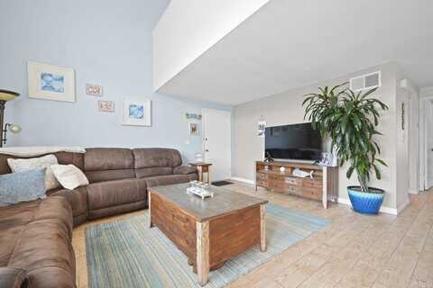1620 Oro Vista Road N, San Diego, CA 92154