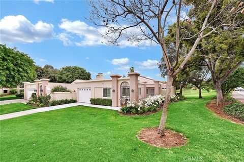 5509 Paseo Del Lago W, Laguna Woods, CA 92637