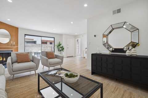 6101 Fulton Avenue, Van Nuys, CA 91401