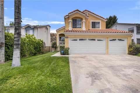 28761 Woodside Drive, Saugus, CA 91390