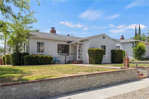 2505 North Keystone Street, Burbank, CA 91504