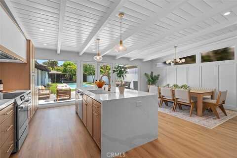3830 Cedar Avenue, Long Beach, CA 90807