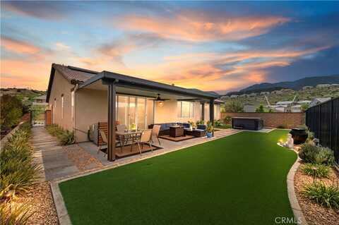1890 Pele Way, Corona, CA 92882