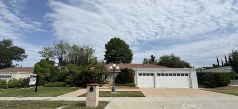 20451 Bermuda Street, Chatsworth, CA 91311