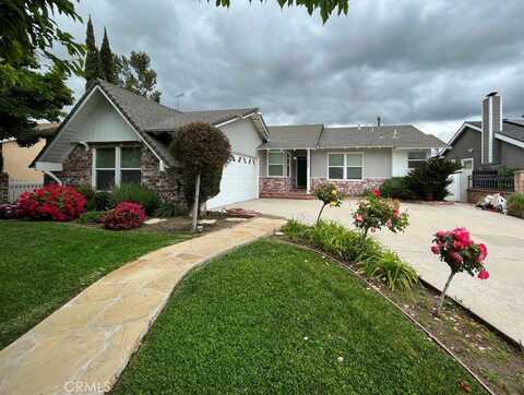 9006 Odessa Avenue, North Hills, CA 91343