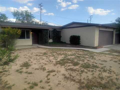 38994 Foxholm Drive, Palmdale, CA 93551