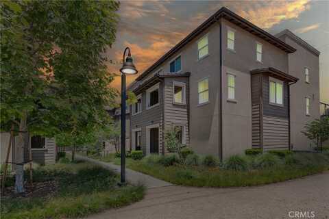 962 Newberry Lane, Claremont, CA 91711