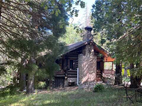 28879 Sycamore Drive, Lake Arrowhead, CA 92385