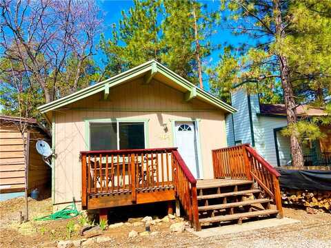 464 Los Angeles Avenue, Sugarloaf, CA 92386