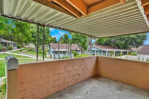 19126 Avenue Of The Oaks, Newhall, CA 91321