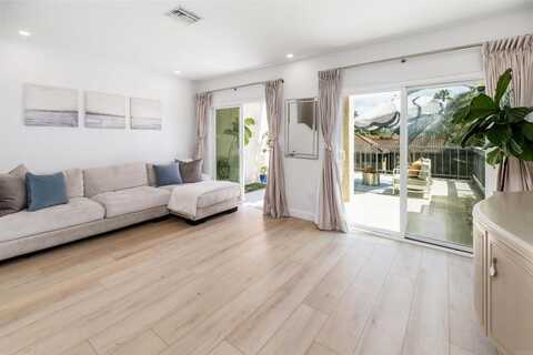 2340 Caringa Way, Carlsbad, CA 92009
