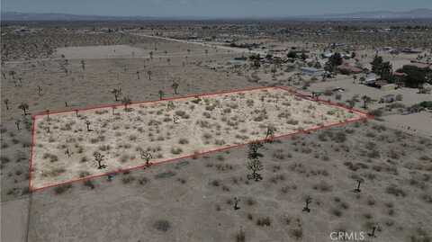4 Peral Road, Phelan, CA 92371
