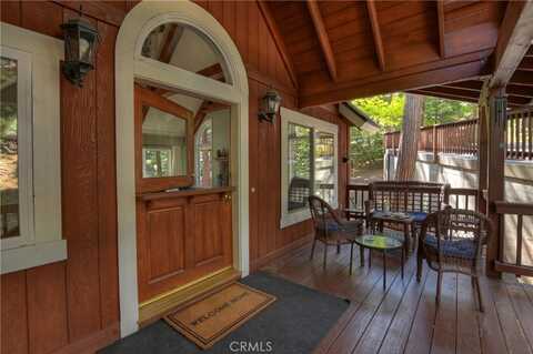405 Terrace Road, Lake Arrowhead, CA 92352