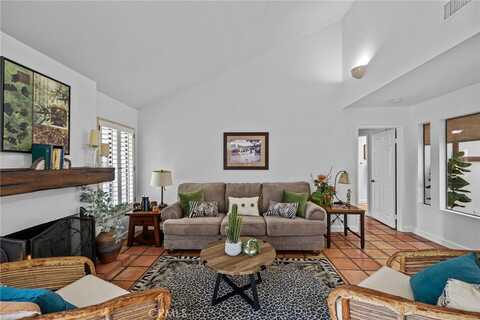 28406 Buena Vista, Mission Viejo, CA 92692