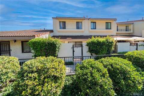 18150 Oxnard Street, Tarzana, CA 91356