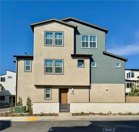 450 Lobata, Irvine, CA 92618