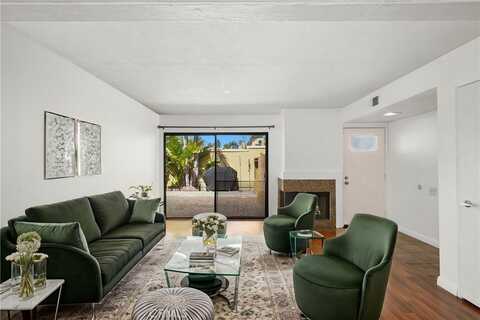 25712 Le Parc, Lake Forest, CA 92630