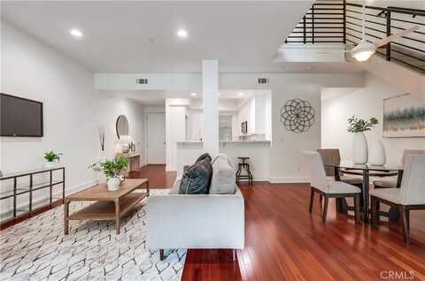 395 East 4th Street, Long Beach, CA 90802