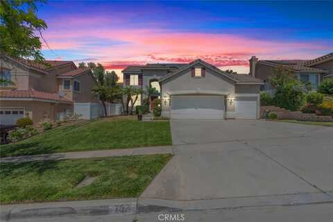 757 Navarro Drive, Corona, CA 92879