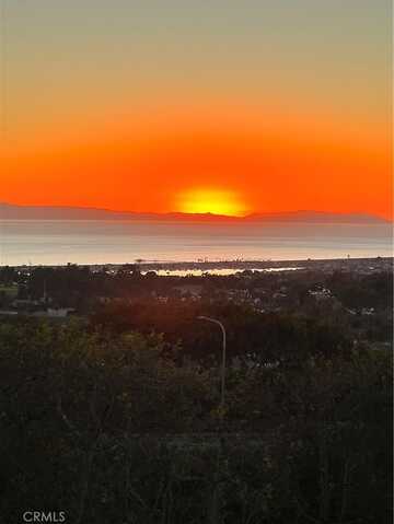 18 Barlovento Court, Newport Beach, CA 92663