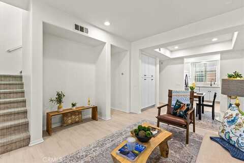 35 Cienega, Irvine, CA 92618