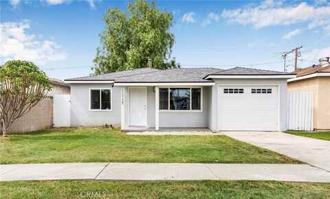 11725 209th Street, Lakewood, CA 90715