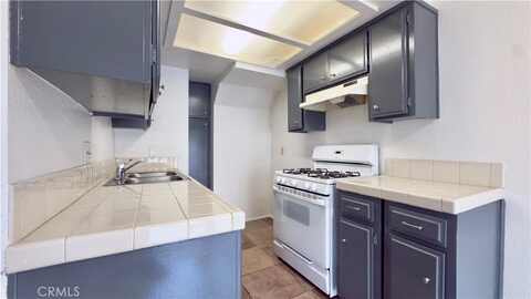 9047 Langdon Avenue, North Hills, CA 91343