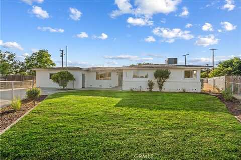 11348 Fern Lane, Hanford, CA 93230