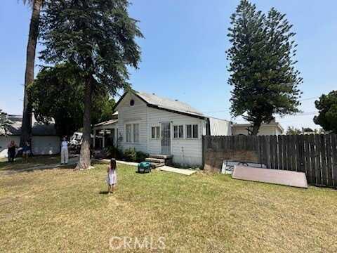 730 W Citrus Street, Colton, CA 92324