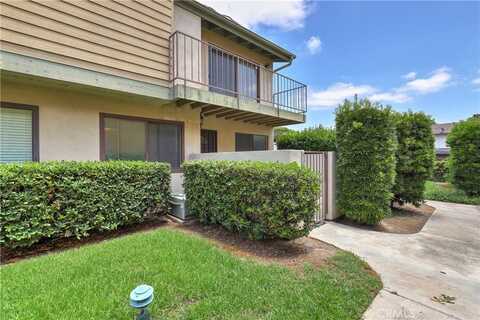 7068 Cerritos Avenue, Stanton, CA 90680