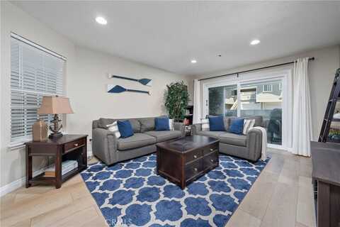 3500 S Greenville Street, Santa Ana, CA 92704