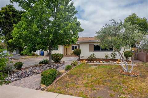 10425 Hillview Avenue, Chatsworth, CA 91311