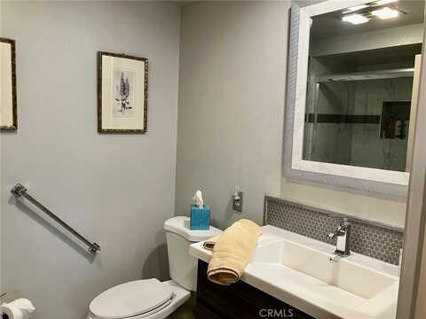 670 Via Mendoza, Laguna Woods, CA 92637