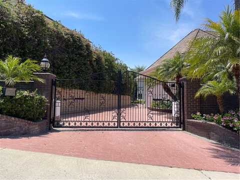 2836 N Kingsgate Drive, Orange, CA 92867