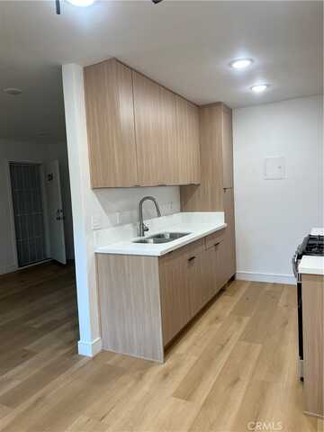 14805 Chase Street, Panorama City, CA 91402