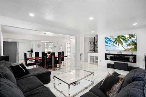 9021 Oneida Avenue, Sun Valley, CA 91352